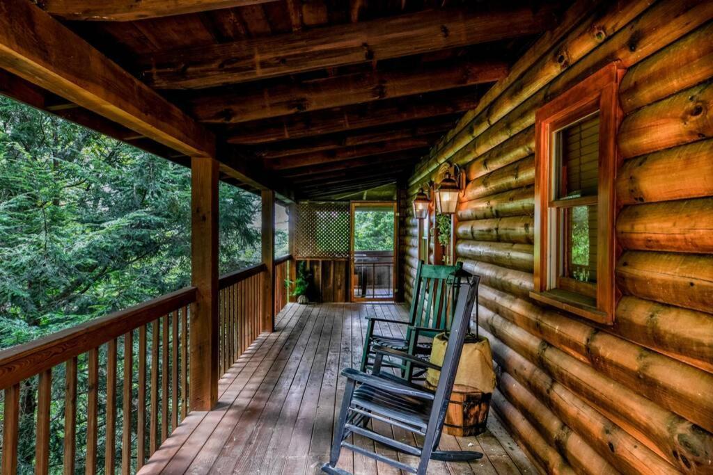 Nice View Fireplace, Hot Tub, Porch Bed, Private Sevierville Dış mekan fotoğraf