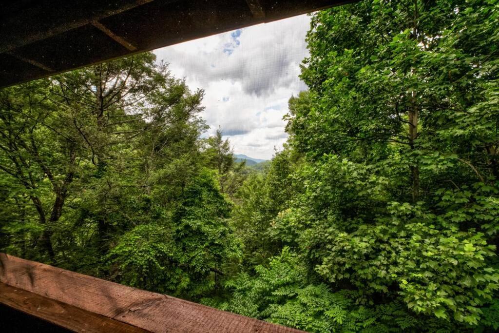 Nice View Fireplace, Hot Tub, Porch Bed, Private Sevierville Dış mekan fotoğraf